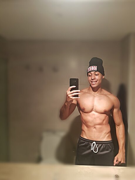 Foto desnuda filtrada de OnlyFans de Guisantoos
