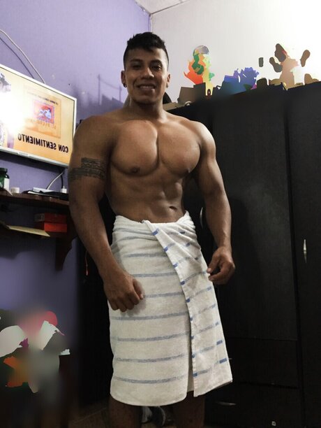Foto desnuda filtrada de OnlyFans de Johan