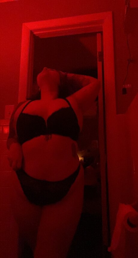 Foto desnuda filtrada de OnlyFans de Evelynn