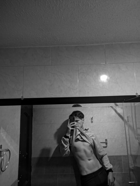 Foto desnuda filtrada de OnlyFans de Felipe