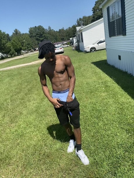 Foto desnuda filtrada de OnlyFans de Mrhithatswitch