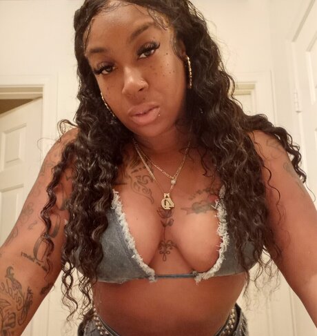 Foto desnuda filtrada de OnlyFans de Beautii
