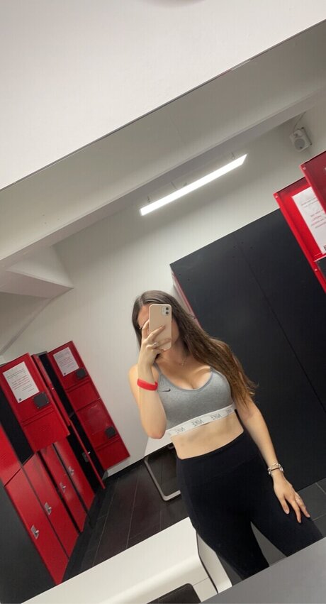 Foto desnuda filtrada de OnlyFans de Julia