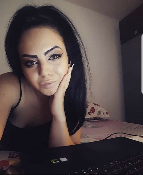 Foto desnuda filtrada de OnlyFans de Danieladenisa