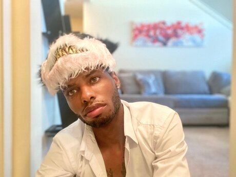 Foto desnuda filtrada de OnlyFans de 5ft5 Mandingo