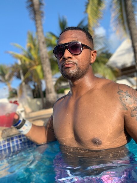 Foto desnuda filtrada de OnlyFans de Pauliyto