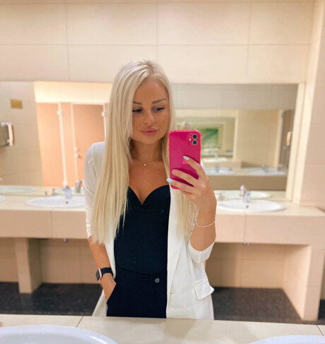 Foto desnuda filtrada de OnlyFans de Olena Pastera
