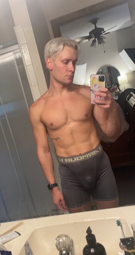 Foto desnuda filtrada de OnlyFans de Parker Daniels