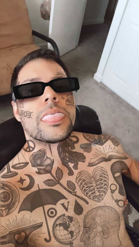Foto desnuda filtrada de OnlyFans de   