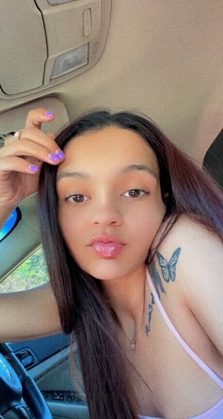 Foto desnuda filtrada de OnlyFans de Livi