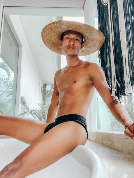 Foto desnuda filtrada de OnlyFans de Tonimontana