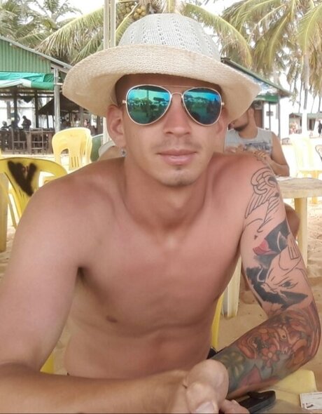 Foto desnuda filtrada de OnlyFans de Maxi