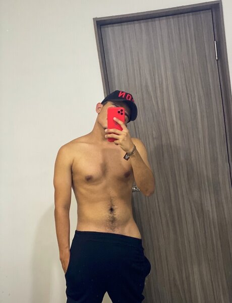 Foto desnuda filtrada de OnlyFans de Mateo