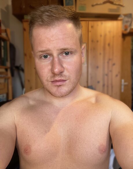 Foto desnuda filtrada de OnlyFans de Costa