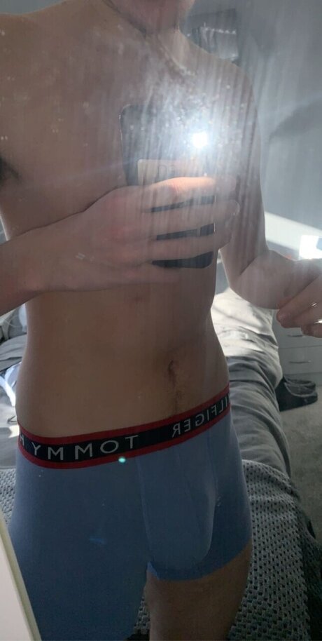 Foto desnuda filtrada de OnlyFans de A