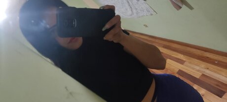 Foto desnuda filtrada de OnlyFans de Karol 