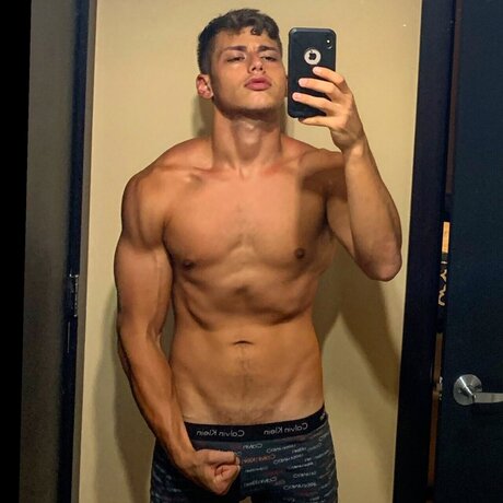 Foto desnuda filtrada de OnlyFans de Eric Akopyan