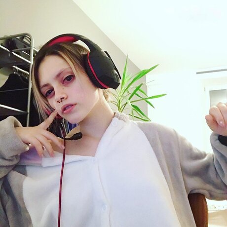 Foto desnuda filtrada de OnlyFans de Debbie Axolotl