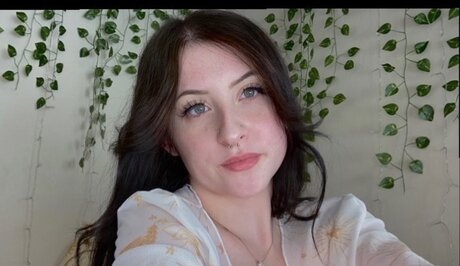Foto desnuda filtrada de OnlyFans de Marz 