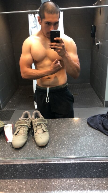 Foto desnuda filtrada de OnlyFans de Smokey Sailor