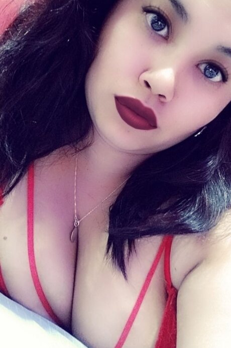 Foto desnuda filtrada de OnlyFans de Cata Bustamante