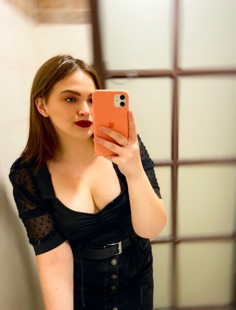 Foto desnuda filtrada de OnlyFans de Anisesh