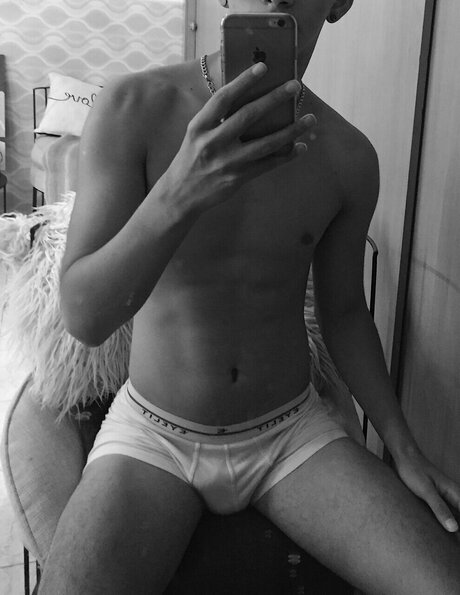 Foto desnuda filtrada de OnlyFans de Frank Garca