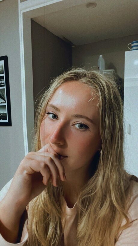 Foto desnuda filtrada de OnlyFans de Taylor