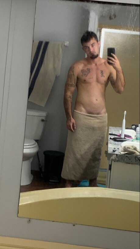 Foto desnuda filtrada de OnlyFans de Ace