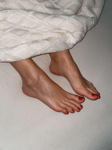 Foto desnuda filtrada de OnlyFans de Sweet Feet Secret 