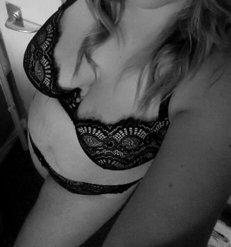 Foto desnuda filtrada de OnlyFans de Blondie Honbria