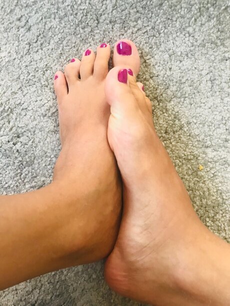 Foto desnuda filtrada de OnlyFans de Naughtyfeet