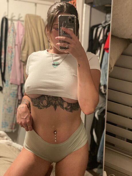 Foto desnuda filtrada de OnlyFans de Bailey