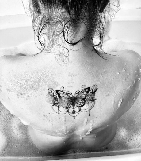 Foto desnuda filtrada de OnlyFans de Bathtimeannie
