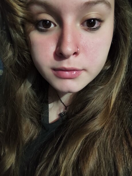 Foto desnuda filtrada de OnlyFans de Emmapoison