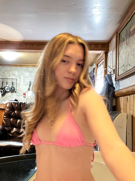 Foto desnuda filtrada de OnlyFans de Ashley