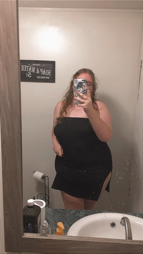 Foto desnuda filtrada de OnlyFans de Charlotte