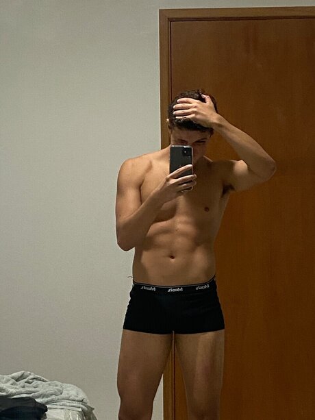Foto desnuda filtrada de OnlyFans de Augustoxx
