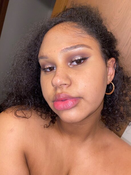 Foto desnuda filtrada de OnlyFans de Koko 