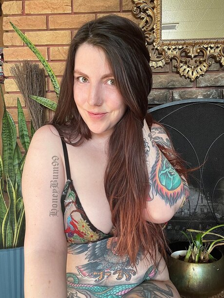 Foto desnuda filtrada de OnlyFans de Honey