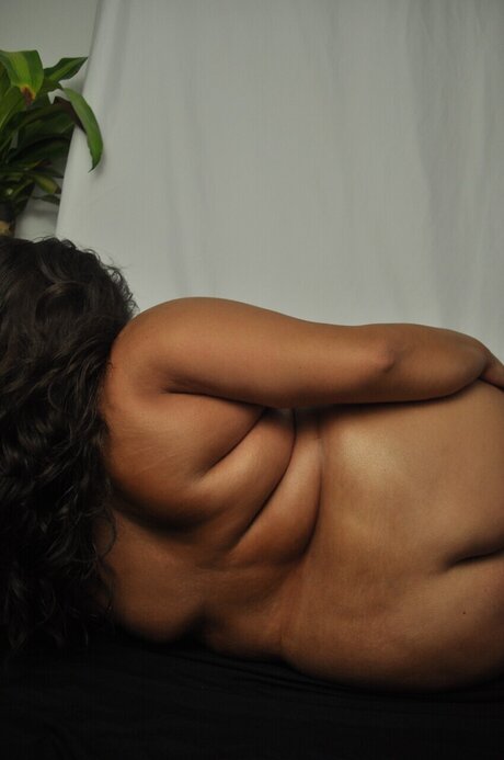 Foto desnuda filtrada de OnlyFans de Cubanspice