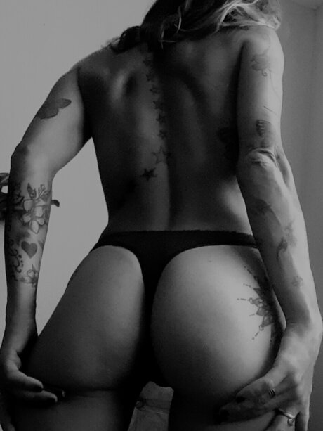 Foto desnuda filtrada de OnlyFans de Yeyogo