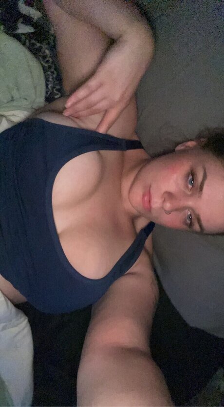 Foto desnuda filtrada de OnlyFans de Mikaj