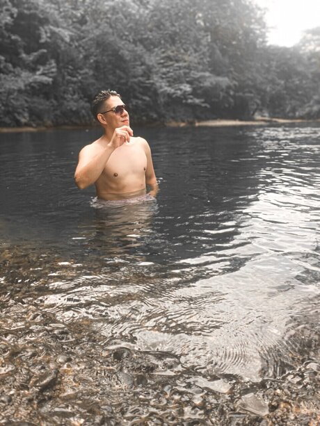 Foto desnuda filtrada de OnlyFans de Miguel Angel