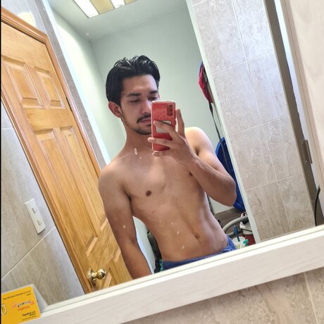 Foto desnuda filtrada de OnlyFans de Oscar Ramirez