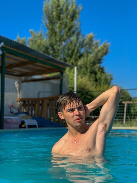 Foto desnuda filtrada de OnlyFans de Nestor Navarro