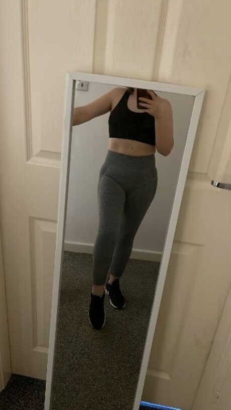Foto desnuda filtrada de OnlyFans de Louisew