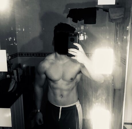 Foto desnuda filtrada de OnlyFans de Mysterycox