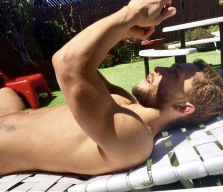 Foto desnuda filtrada de OnlyFans de B
