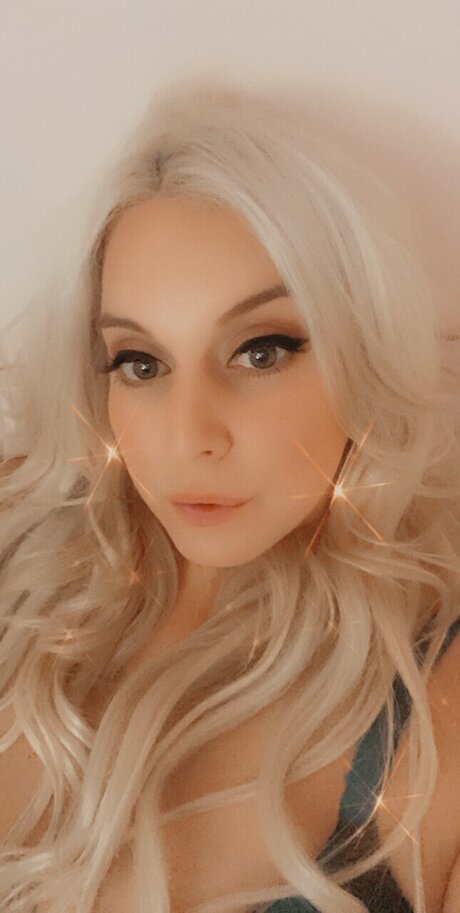 Foto desnuda filtrada de OnlyFans de Jadore